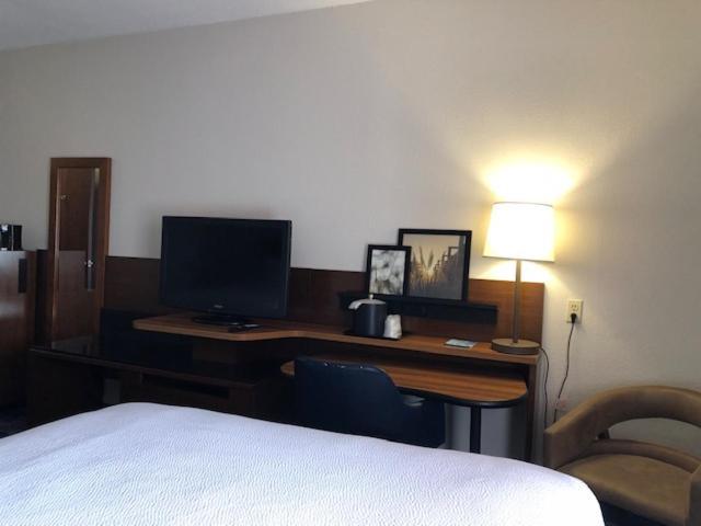 Fairfield Inn & Suites Houston Hobby Airport Екстер'єр фото