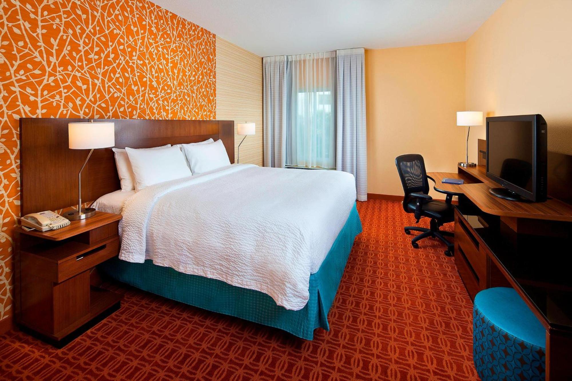 Fairfield Inn & Suites Houston Hobby Airport Екстер'єр фото