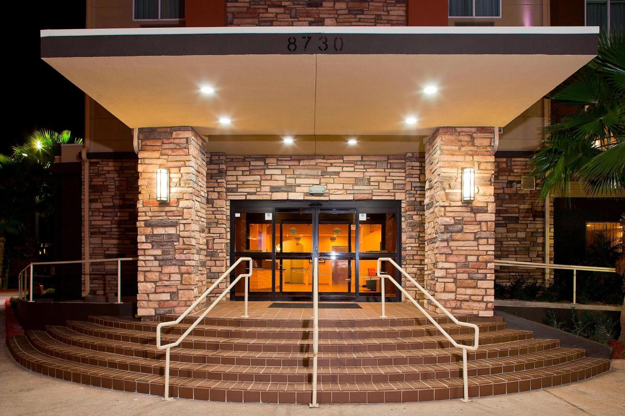 Fairfield Inn & Suites Houston Hobby Airport Екстер'єр фото